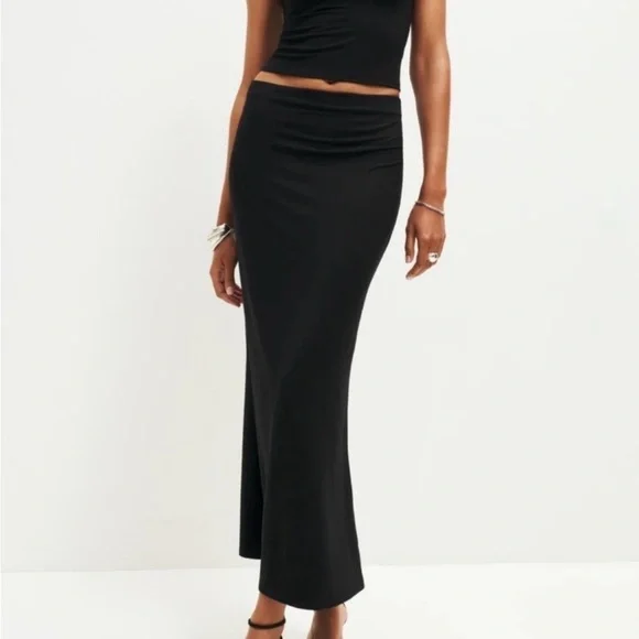 Reformation Adalynn Knit Two Piece Set in Black - Size - Medium - Picture 10 of 11